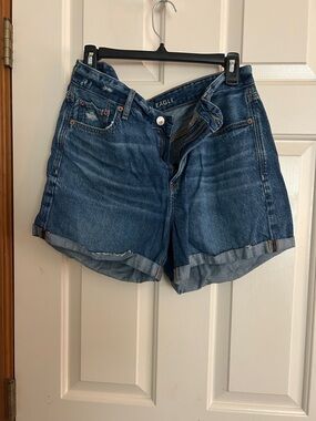 American Eagle Outfitters Blue Denim Rolled Hem Women's Shorts